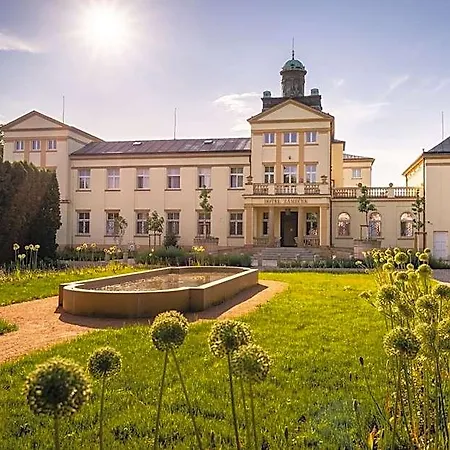 Hotel Zámeček Poděbrady